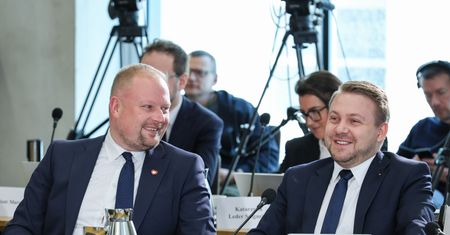 Powiedział to wprost do kamery. "Proszę zostawić Zandberga w spokoju"