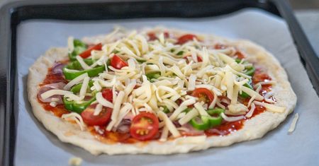 Ciasto na pizzę, które zawsze się udaje. Przepis zdradził mi znajomy Włoch