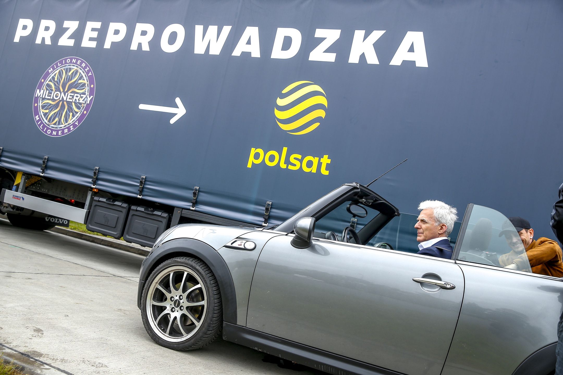 Hubert Urbański poprowadzi "Milionerów" w Polsacie