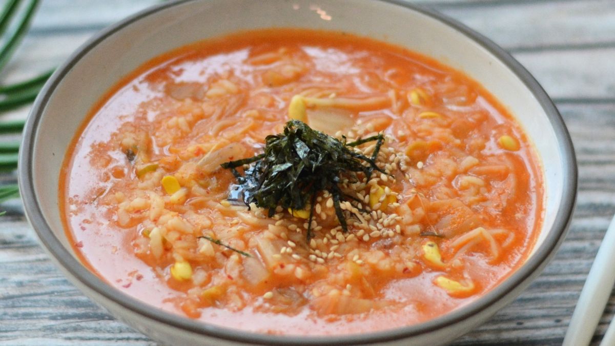 Zupa gołąbkowa to przepis na sycący i prosty obiad