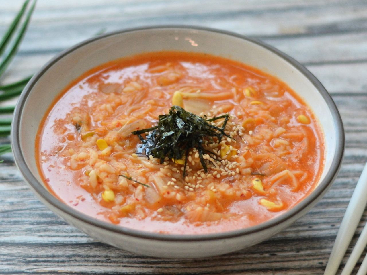 Zupa gołąbkowa to przepis na sycący i prosty obiad