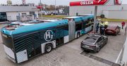 Testowy autobus wodorowy wyjechał na ulice Płocka. Bezpłatne przejazdy dla pasażerów
