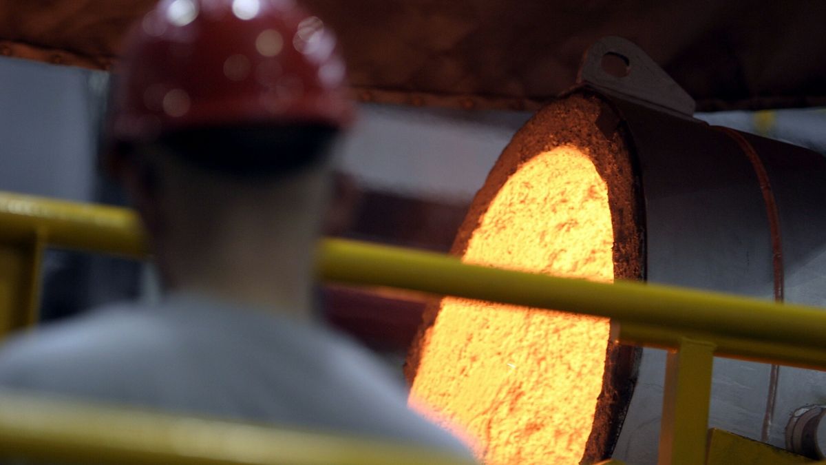 Reporter Poland 200620.02.2006 Dabrowa Gornicza Uroczyste otwarcie fabryki tarcz hamulcowych BREMBO N/z odlewnia , zeliwo Fot. Andrzej Wawok/REPORTERWawok/REPORTER