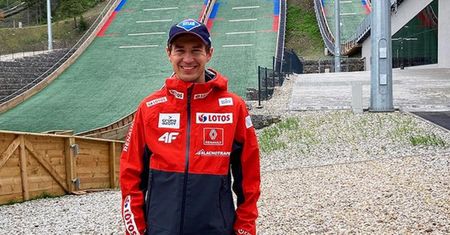 Kamil Stoch jak w "Ranczu". Zabawne zdjęcie polskich skoczków