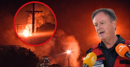 Słupy dymu w Australii. Ważna rafineria stanęła w ogniu. "Doszło do wycieku"