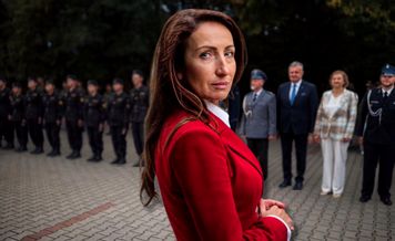 Starosta z defilady komentuje falę krytyki. "Kompromitują się"