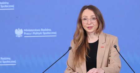 "Coś stoi na głowie". Minister ostro o sprzedaży alkoholu w Polsce