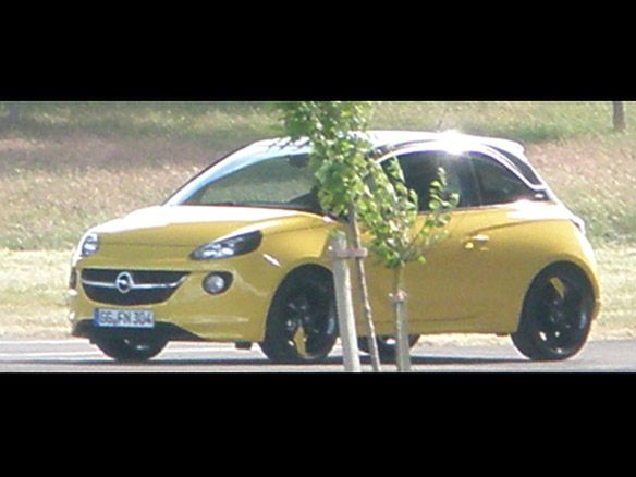 Opel Adam