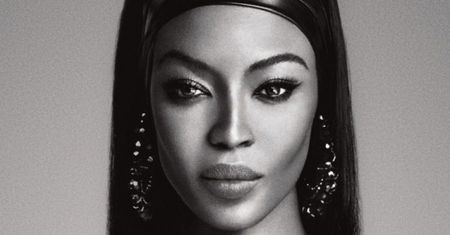 NAGA 45-letnia Naomi Campbell!