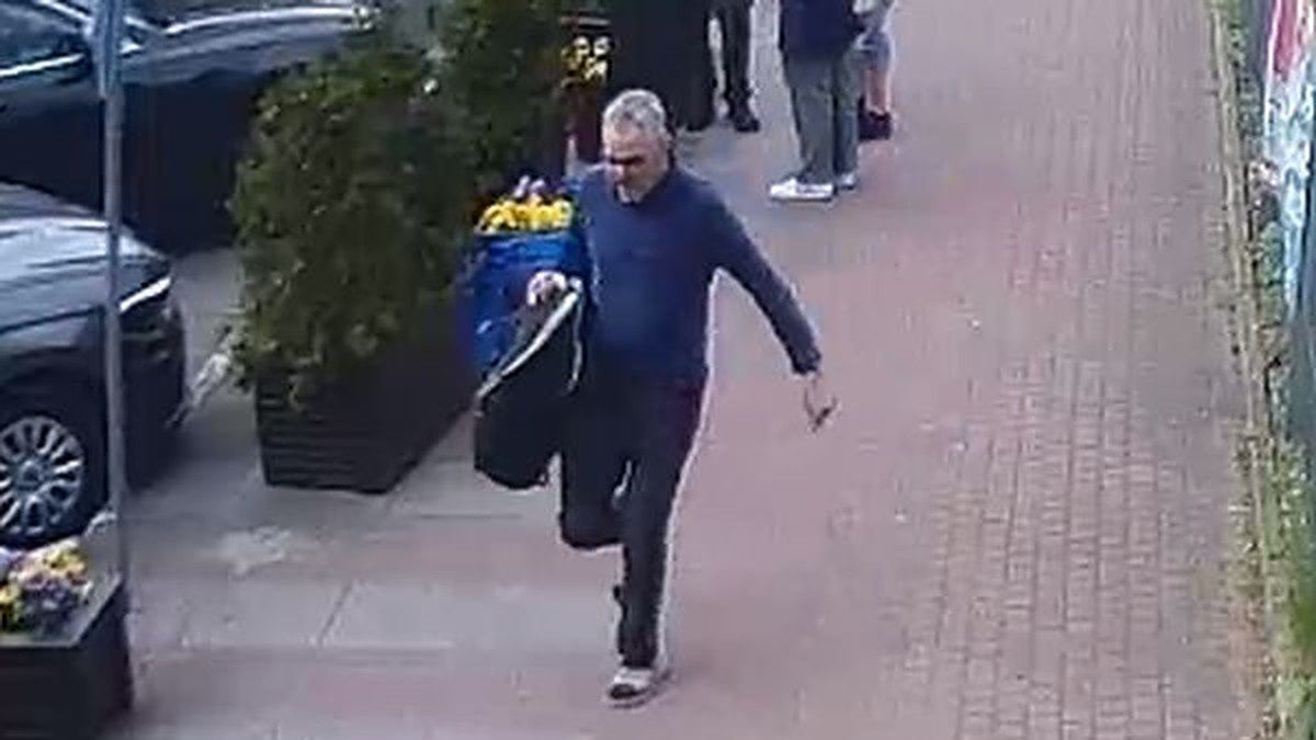 mężczyzna podejrzany