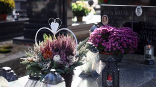 Najpiękniejsze wiązanki i dekoracje nagrobne. Symbol pamięci