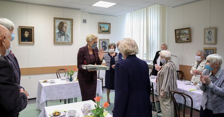 Agata Kornhauser-Duda spotkała się z seniorami. Świętowała Dzień Osób Starszych