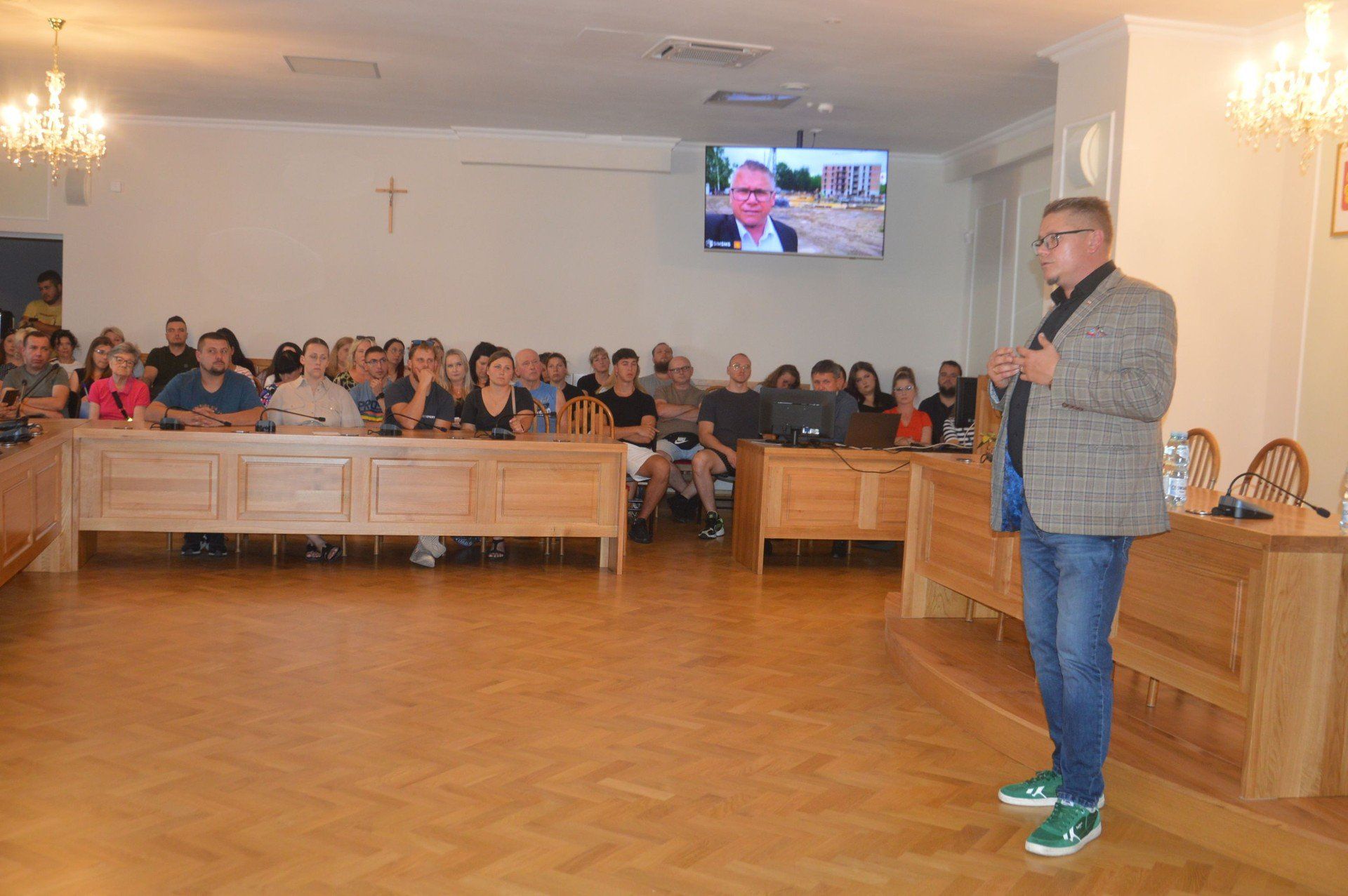 Spotkanie przyszłych lokatorów bloków SIM SMS w koneckim Urzędzie Miasta i Gminy