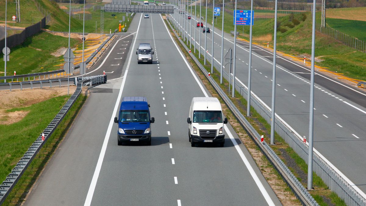 wzrasta op�ata za przejazd autostrad� A2
Marek Zakrzewski
A2, Autostrada, AWSA, Buk, droga, Op�at, op�aty, Poboru, podwy�ka, SPO, Stacja, stawka, Wielkopolska, samoch�d samochody