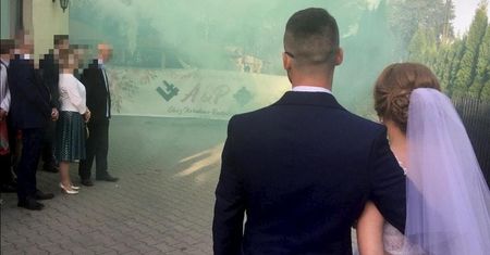 Wstrząsające zdjęcia ze ślubu w Lublinie. W sieci zawrzało