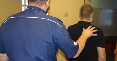 Nowęcin. Wylegitymowali 29-latka za brak maseczki. Trafi do więzienia
