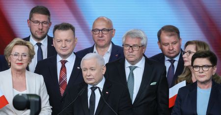 Kulisy zawieszenia Ryszarda Czarneckiego w PiS. "To Mariusz Błaszczak złożył wniosek"