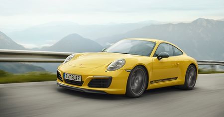 Nowe Porsche 911 Carrera T. Mniej samochodu, więcej Porsche