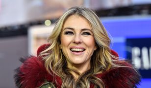 Czas się dla nie zatrzymał. Elizabeth Hurley ubrała się jak 21 lat temu