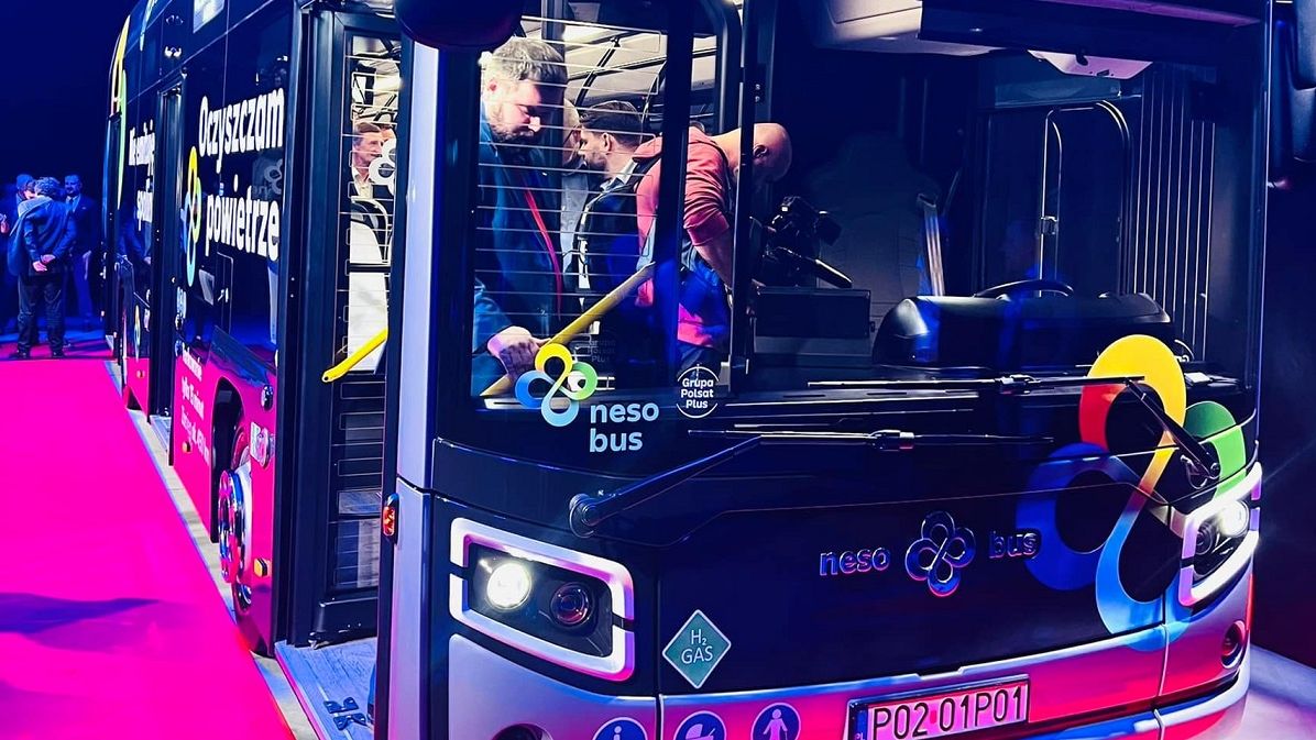 Tak wygląda polski autobus wodorowy NesoBus