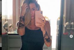 Rozenek na planie w majtkach i ciężkich butach. Pokazała bajeczne nogi