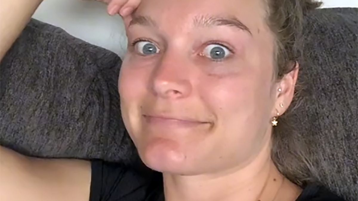 26-latka zaczęła być zła na męża, że nie odpisuje na jej wiadomości