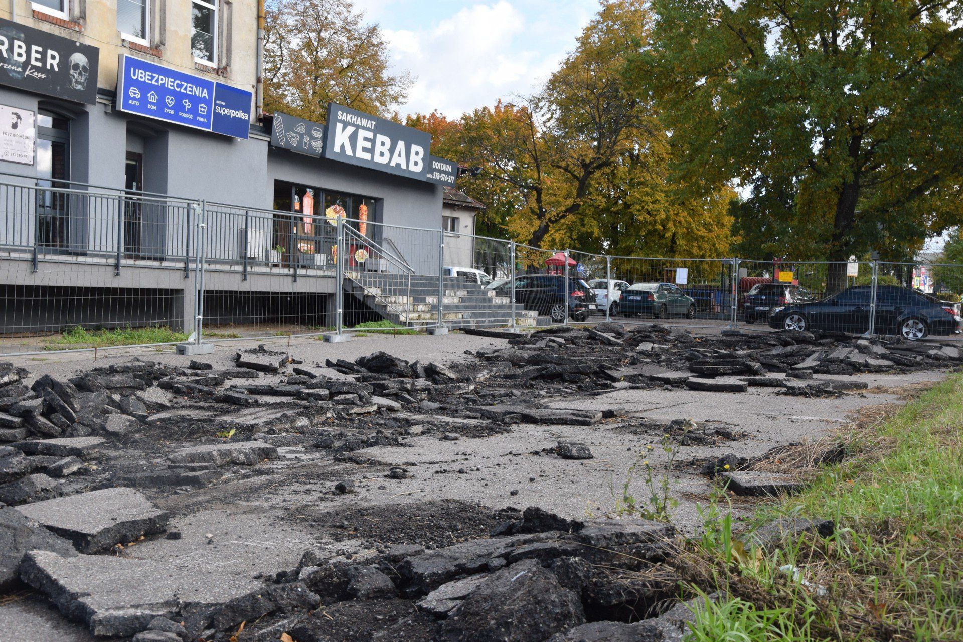 Nadzór budowalny wstrzymał rozbiórkę drogi przez dewelopera