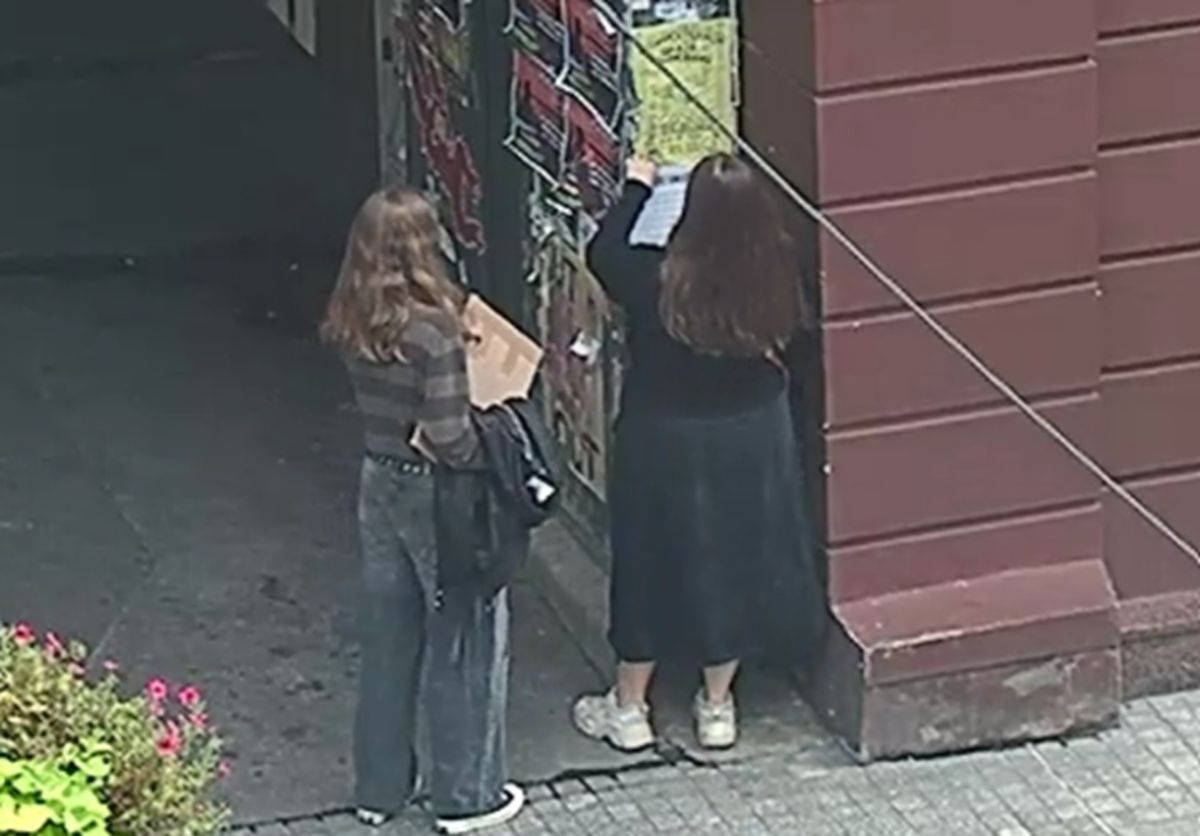 Nastolatki nagrane w Łodzi. Straż miejska w akcji. "Żenada"