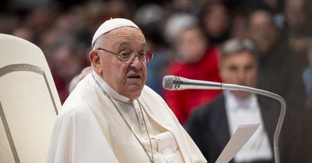 Papież Franciszek apeluje o pokój i umorzenie długów