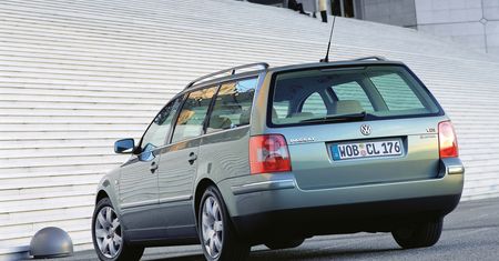 Auta, które w 2024 nie wjadą do centrum Warszawy. Mamy listę