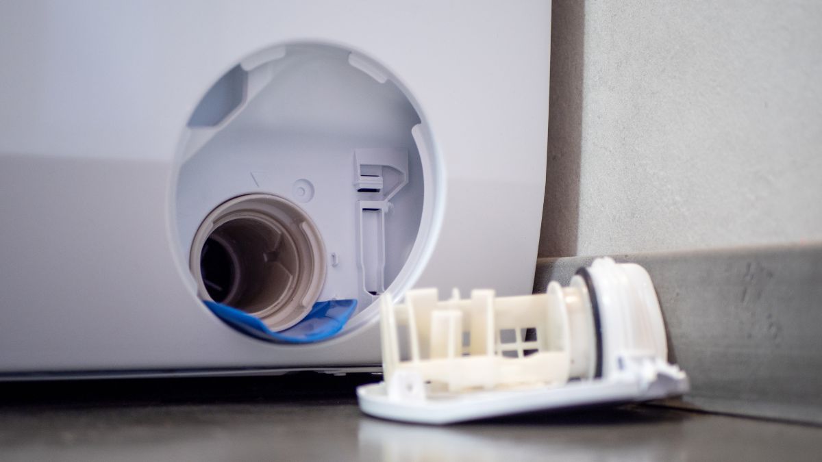 Jak zapobiec zapchaniu się filtra w pralce?