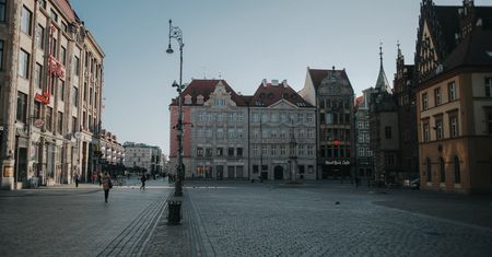 Pogoda we Wrocławiu. Prognoza na niedzielę 23 listopada. Mróz, słońce i spadek ciśnienia