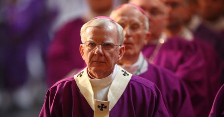 Abp Jędraszewski: młodzi zatęsknią za Kościołem i powrócą