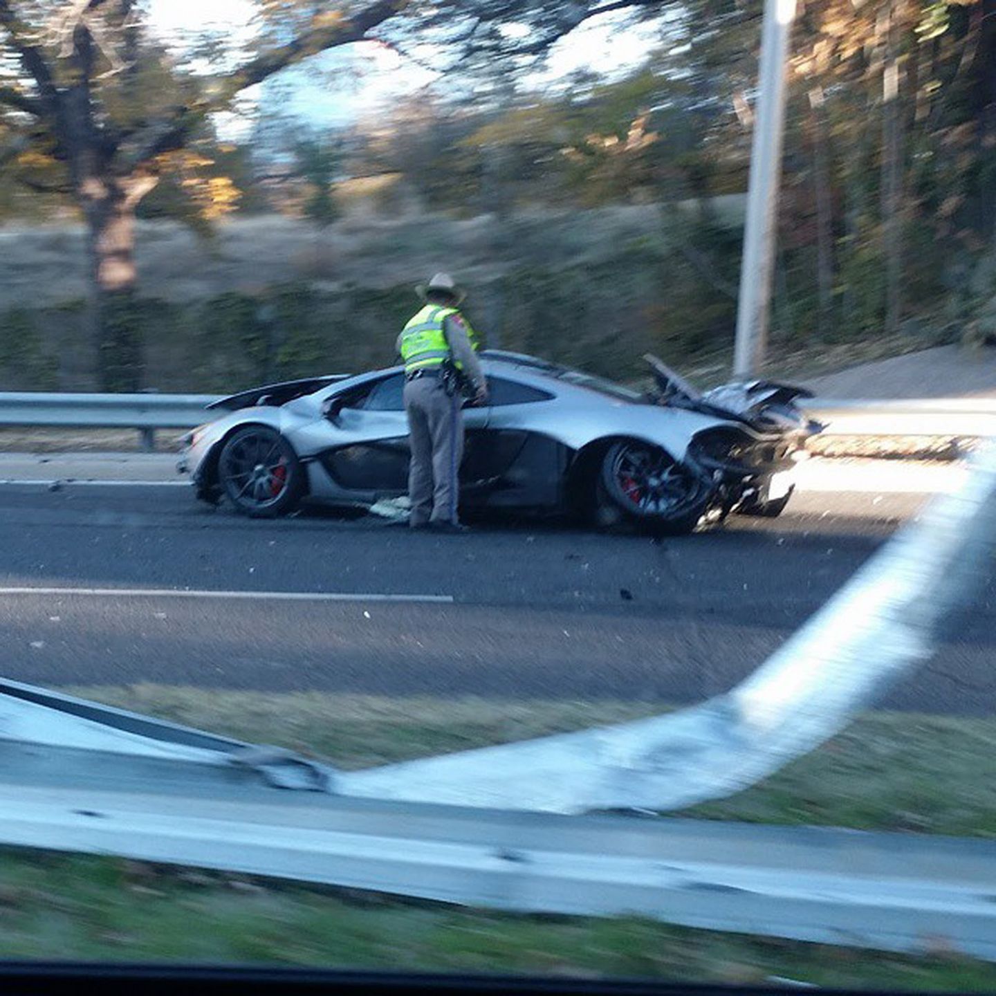 Rozbity McLaren P1 w Stanach Zjednoczonych 6