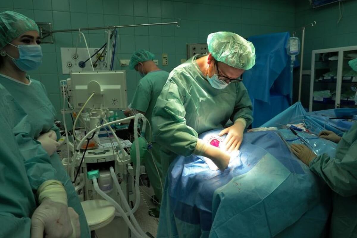 Operacja odtworzenia skóry głowy przeprowadzona przez lekarzy SPSK 1