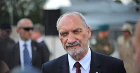 Macierewicz: przełom w rozmowach z producentem zestawów Patriot