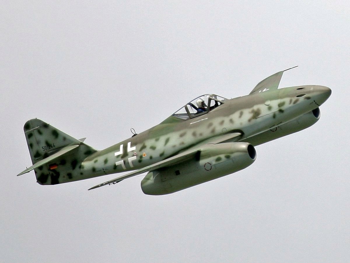 Latająca replika samolotu Me 262