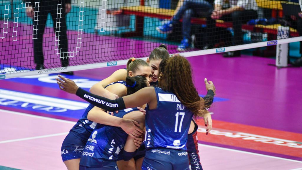 Getty Images / Andrea Amato/NurPhoto / Na zdjęciu: siatkarki Numia Vero Volley Milano