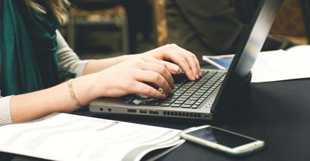 Grupa AB miała 19,09 mln zł zysku netto w I kw. r.obr. 2020/2021