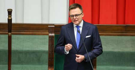 Hołownia zlecił zbadanie parlamentu. Kim jest zatrudniona osoba?
