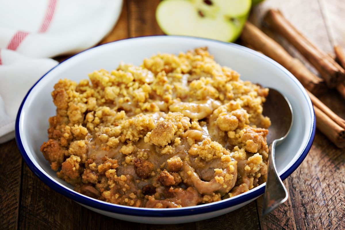 Apple crumble is an excellent dessert.