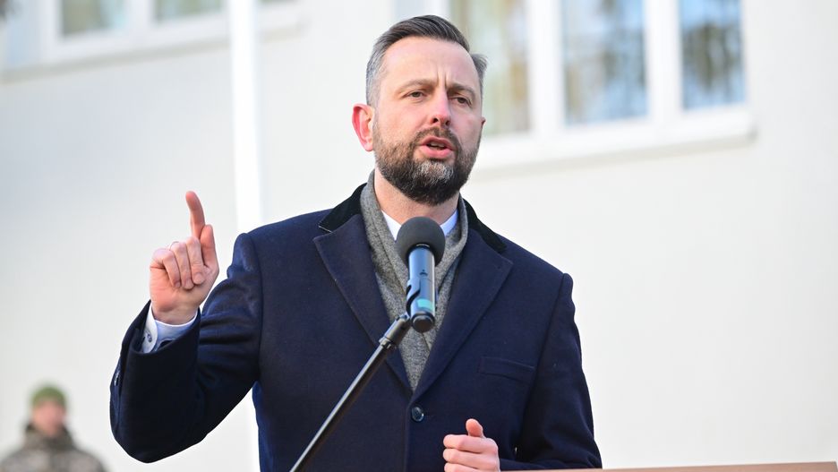 Bydgoszcz, 17.02.2025. Wicepremier, minister obrony narodowej Władysław Kosiniak-Kamysz podczas otwarcia Centrum Analiz, Szkolenia i Edukacji NATO-Ukraina (NATO-Ukraine Joint Analysis, Training and Education Center - JATEC) w Bydgoszczy, 17 bm. (ad) PAP/Tytus Żmijewski