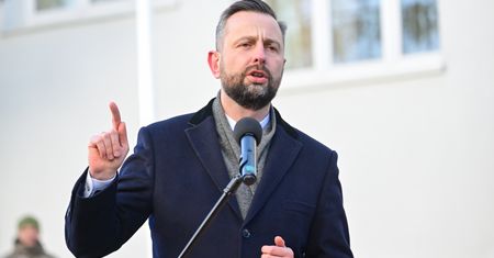 Szef MON zapewnia: nie planujemy wysyłania żołnierzy na Ukrainę