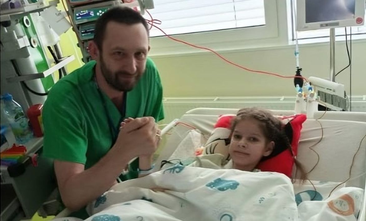 Dr. Bartłomiej Kociński met Lena