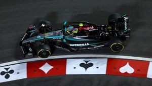 Hamilton dyktuje warunki w F1. Mercedes "czarnym koniem" GP Las Vegas?