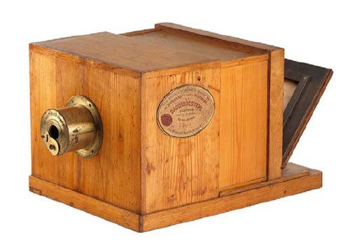 Daguerre Giroux - pierwszy aparat na świecie