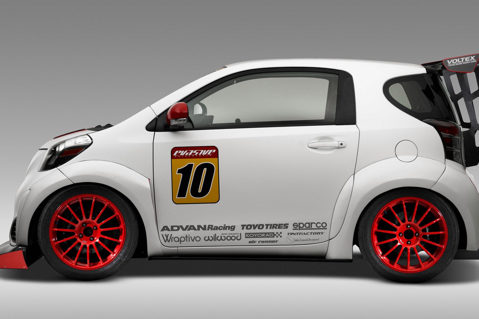 SCION iQ-RS