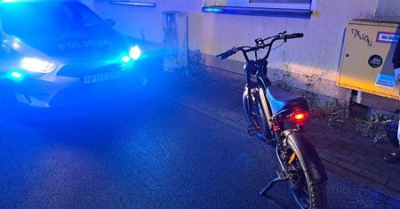Nastolatek na "elektrycznym rowerze" pędził 50 km/h. Sprawa trafiła do sądu