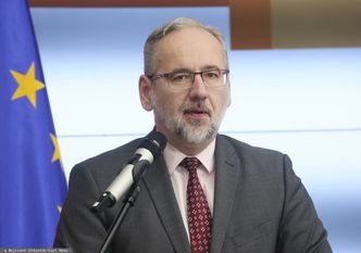 Giganci wspierają kampanię ministra? Część z nich się tłumaczy