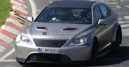 Lexus LS F wyszpiegowany na Nürburgringu? [aktualizacja]